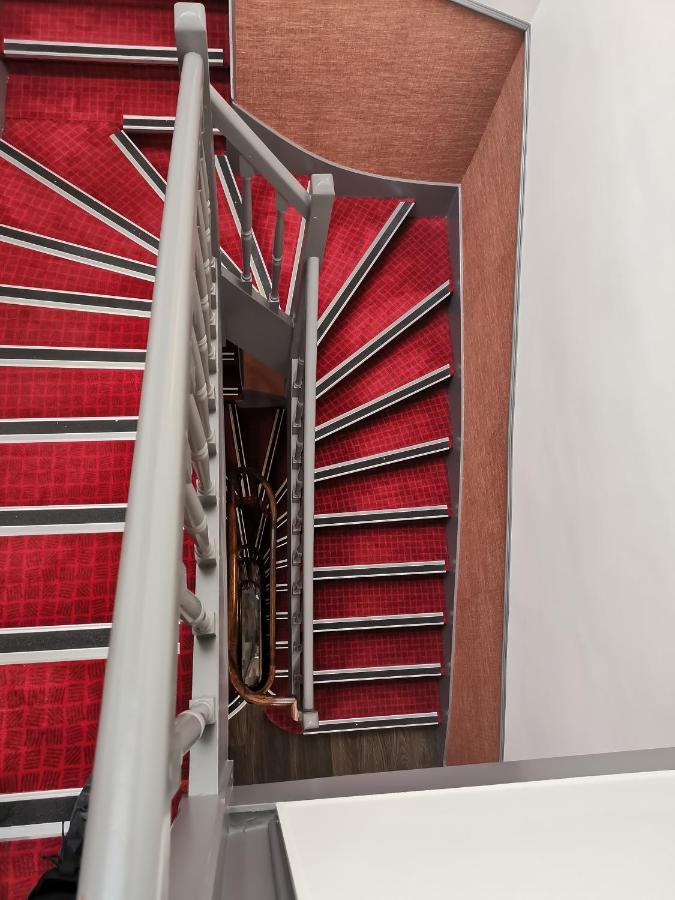 Hotel De Champagne Анже Екстериор снимка