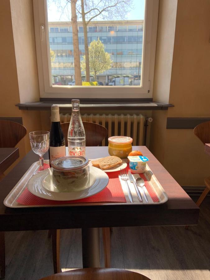 Hotel De Champagne Анже Екстериор снимка